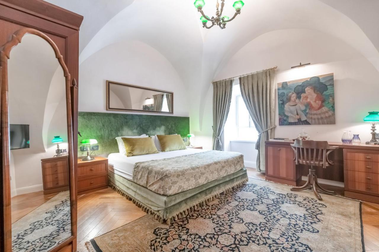 Casa Nova - Luxury Suites & Boutique Apart-Hotel Тель-Авив Экстерьер фото